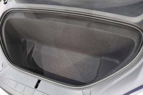2025 Tesla Model X