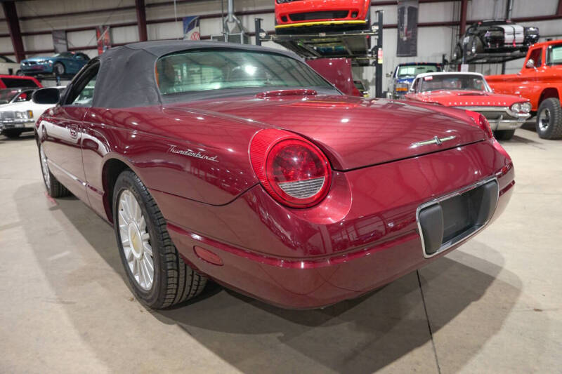 2004 Ford Thunderbird Deluxe