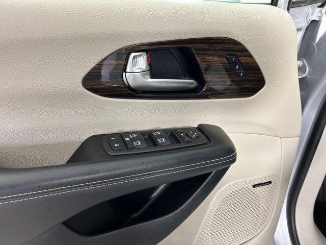 2022 Chrysler Pacifica Limited