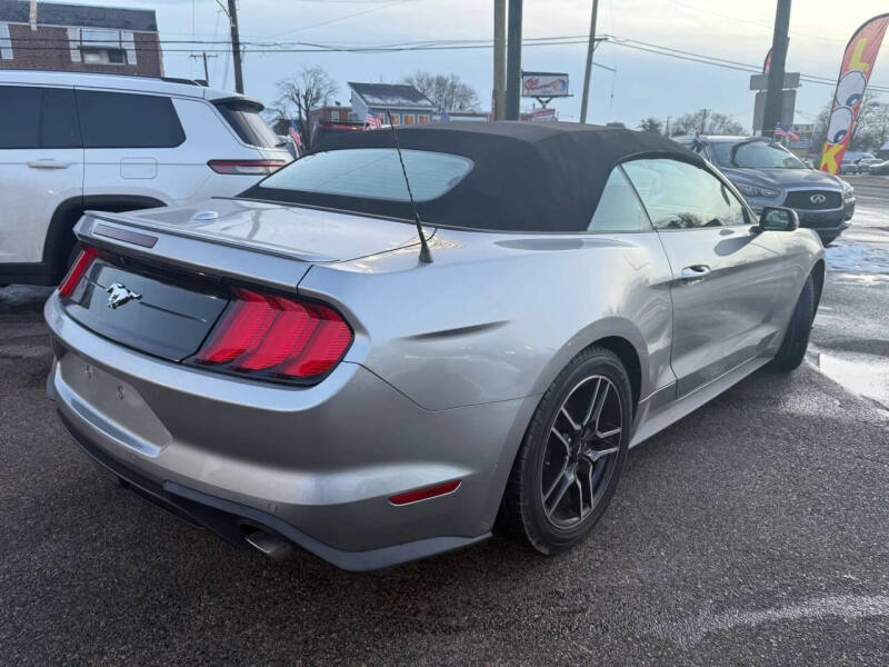 2020 Ford Mustang