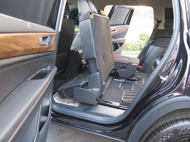 2024 Volkswagen Atlas SE