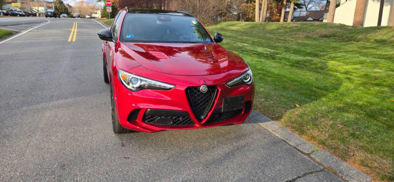 2023 Alfa Romeo Stelvio Quadrifoglio