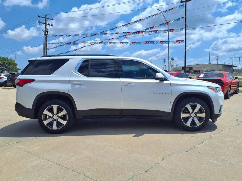 2021 Chevrolet Traverse LT Leather