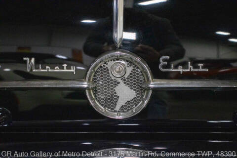 1955 Oldsmobile 98 Starfire