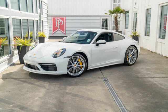2020 Porsche 911 3