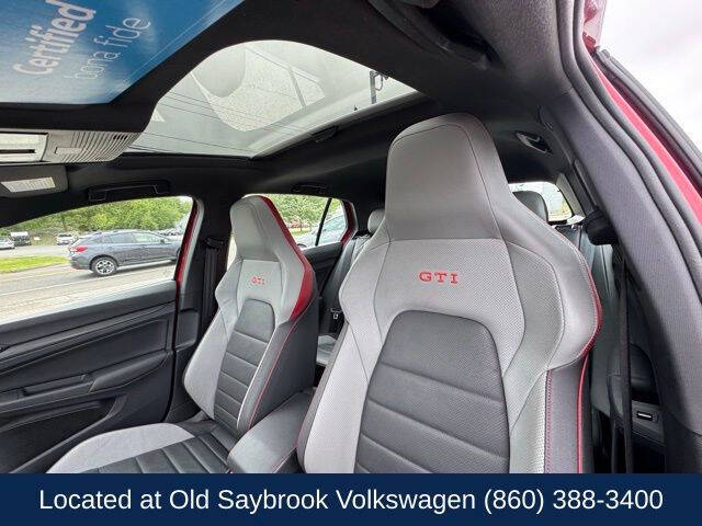 2024 Volkswagen Golf GTI SE