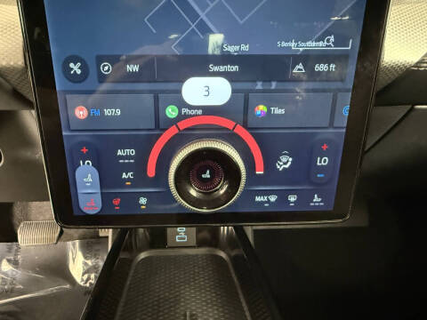 2022 Ford Mustang Mach-E California Route 1