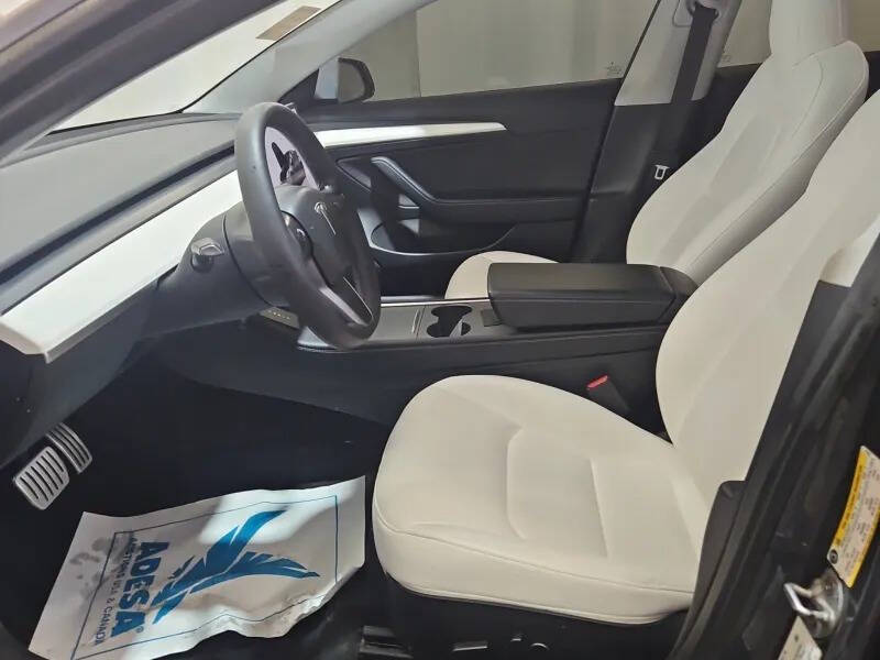 2023 Tesla Model 3 Performance