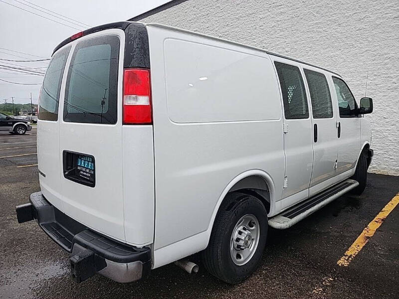 2025 Chevrolet Express 2500