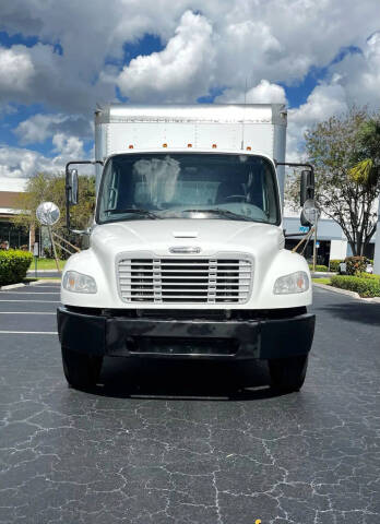 2018 Freightliner M2 106