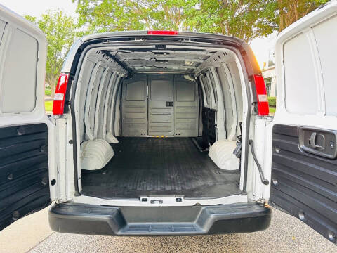 2021 Chevrolet Express 2500