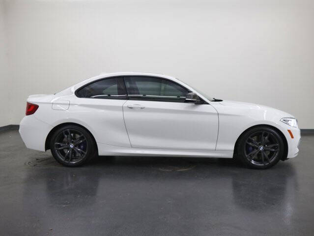 2016 BMW 2 Series M235i xDrive