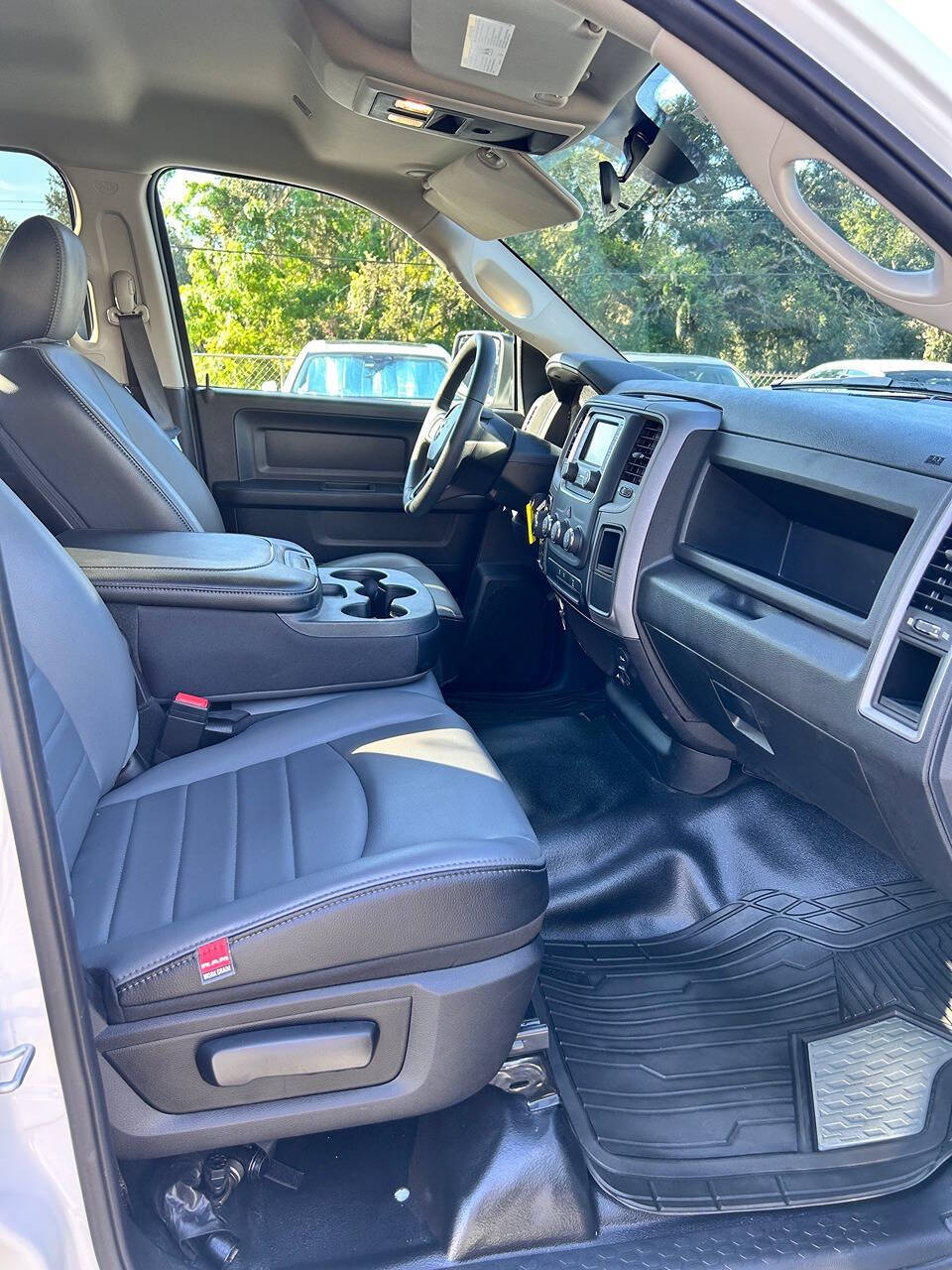 2023 Ram 1500 Classic for sale at GRACELAND AUTO LLC in Thonotosassa, FL