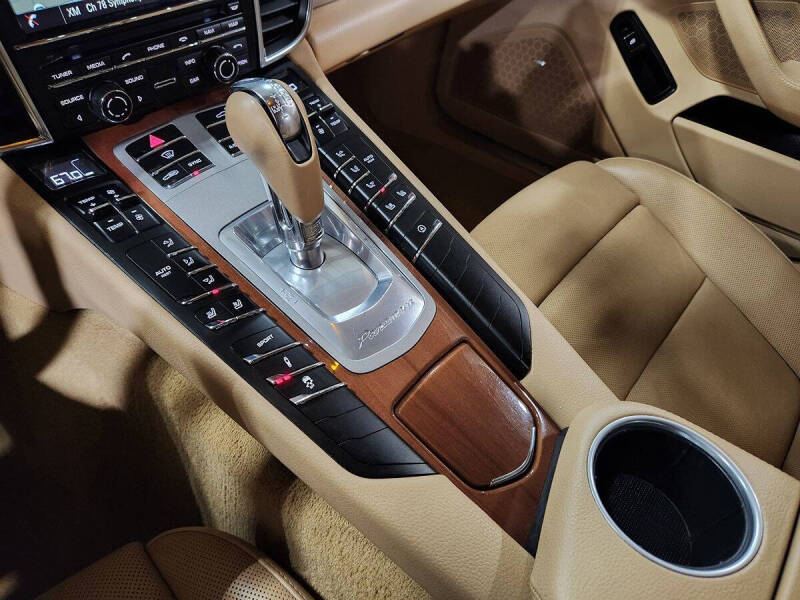 2014 Porsche Panamera 4