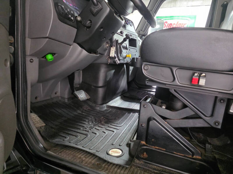 2020 International MV607