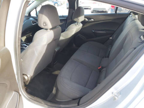 2018 Chevrolet Cruze LS Auto