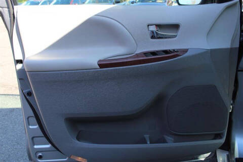 2013 Toyota Sienna