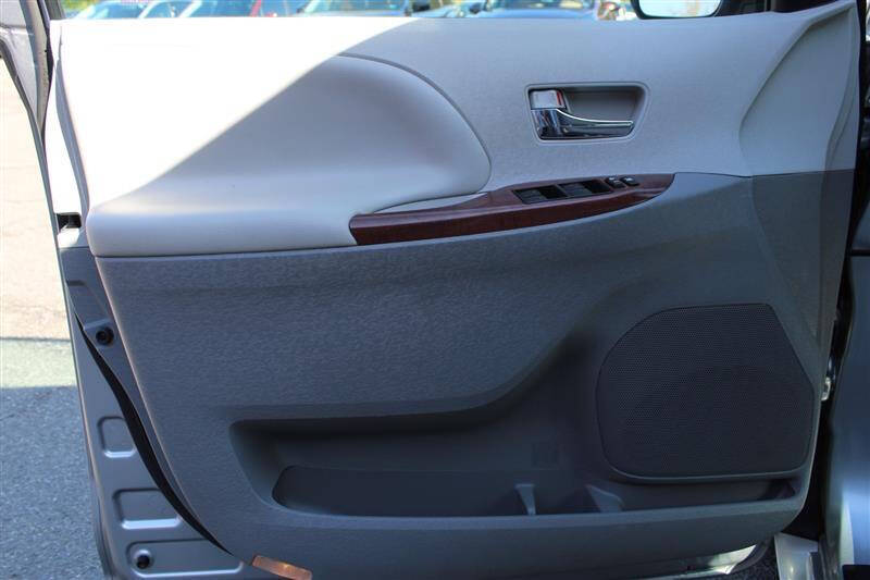 2013 Toyota Sienna