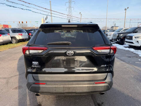 2021 Toyota RAV4 XLE Premium