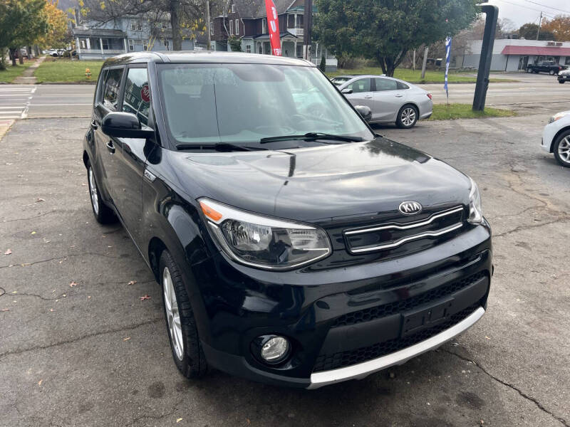 2018 Kia Soul +