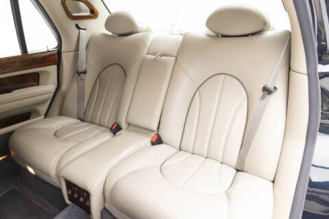 2001 Rolls-Royce Park Ward