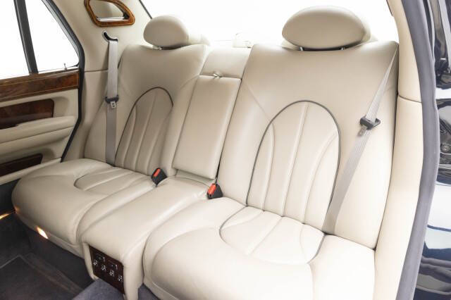 2001 Rolls-Royce Park Ward