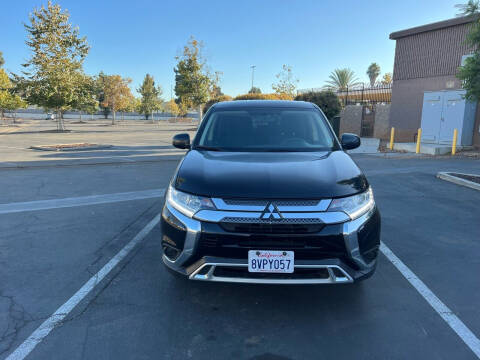 2020 Mitsubishi Outlander for sale at Easy Go Auto Sales in San Marcos CA