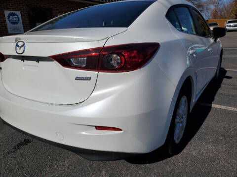 2015 Mazda MAZDA3 i Touring