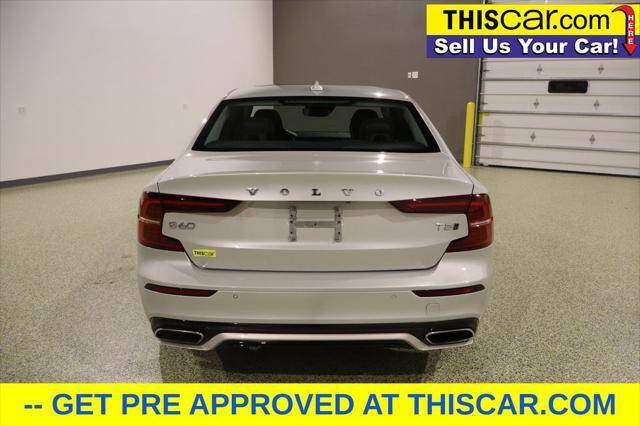 2021 Volvo S60 T5 Momentum