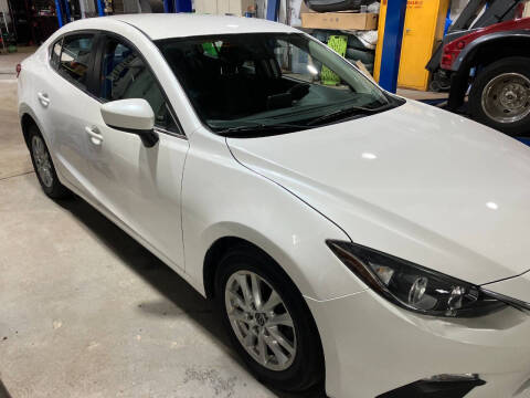 2016 Mazda MAZDA3 i Sport