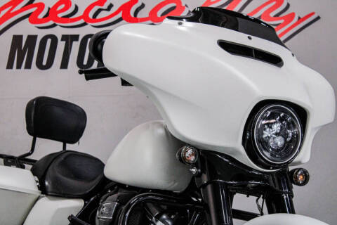 2018 Harley-Davidson Street Glide Special