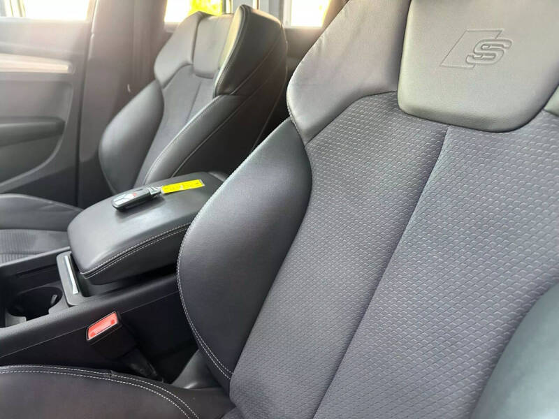 2021 Audi SQ5 3.0T quattro Premium