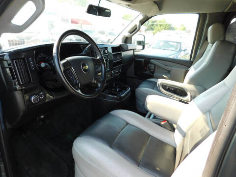 2018 Chevrolet Express 2500