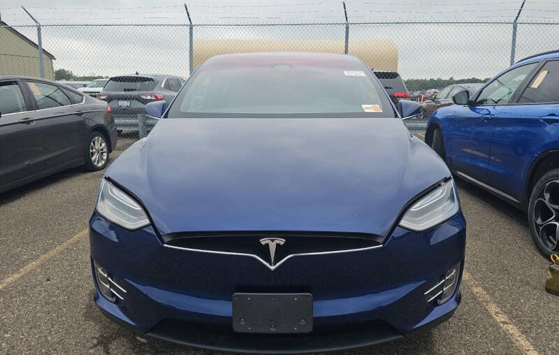 Used 2017 Tesla Model X 90D with VIN 5YJXCAE26HF052381 for sale in Rockford, IL