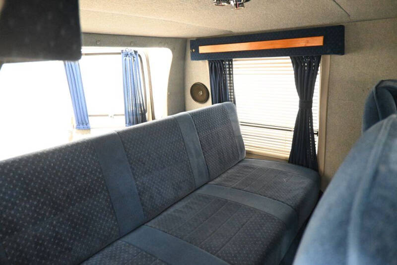 1987 Dodge Ram Van B150