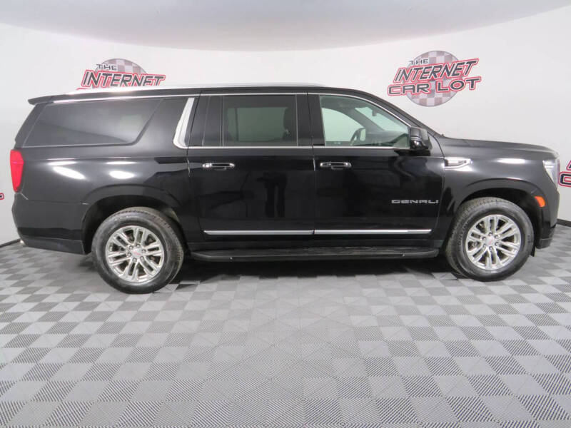 2022 GMC Yukon XL Denali