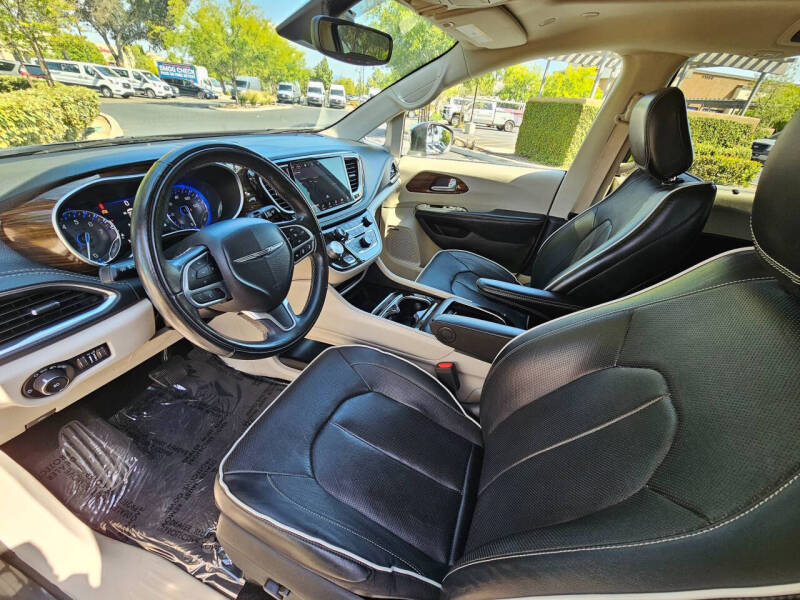 2022 Chrysler Pacifica Limited