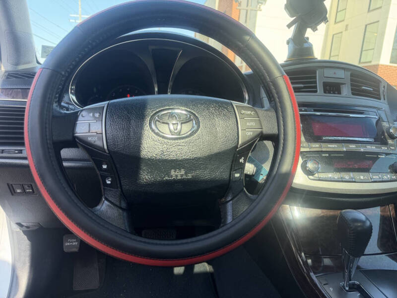 2012 Toyota Avalon Limited