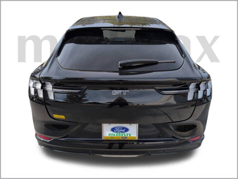 2025 Ford Mustang Mach-E GT