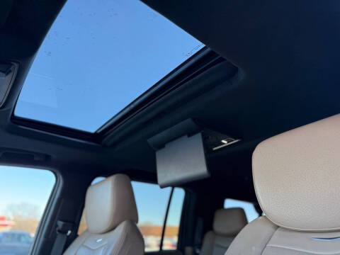 2019 Cadillac Escalade ESV Platinum