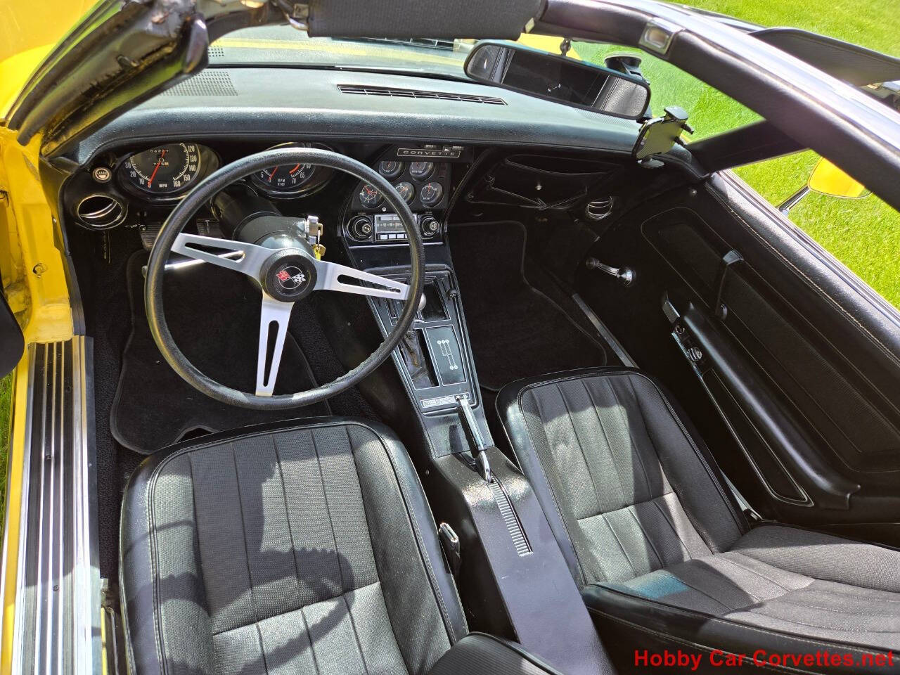 1974 Chevrolet Corvette 27