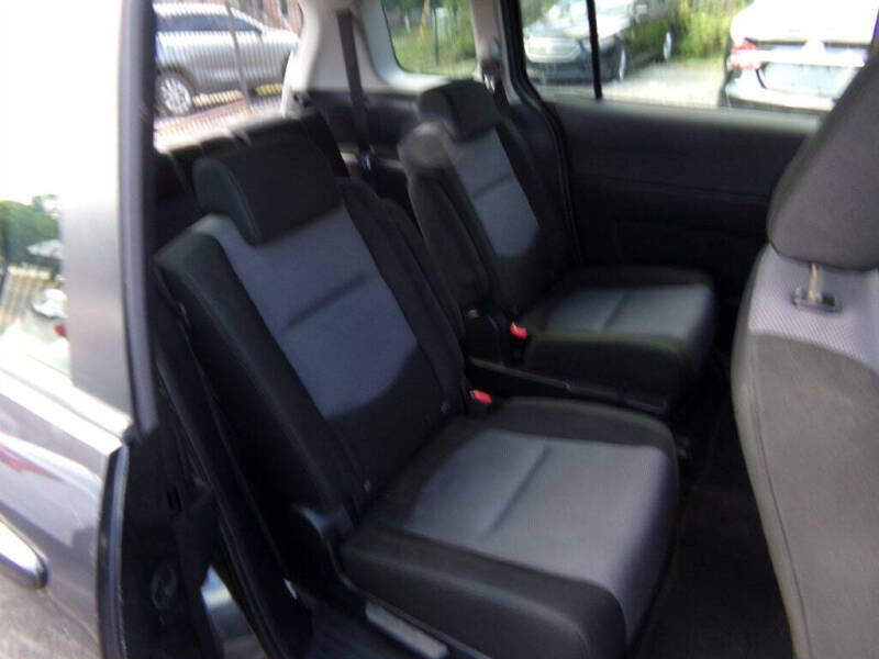 2006 Mazda MAZDA5