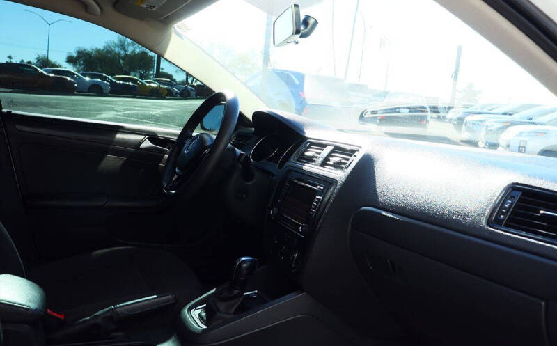 2015 Volkswagen Jetta