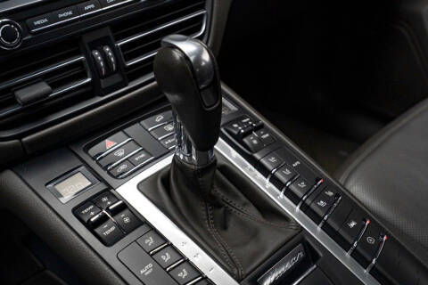 2020 Porsche Macan