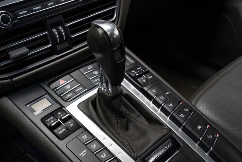 2020 Porsche Macan
