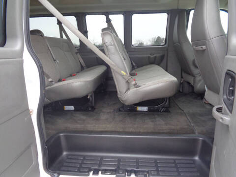 2017 Chevrolet Express LT 3500