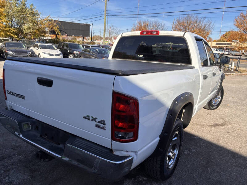 2004 Dodge Ram 1500 SLT