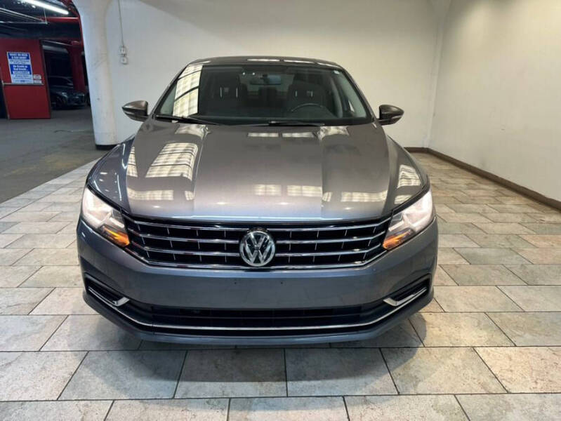 2018 Volkswagen Passat 2.0T SE
