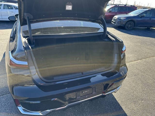 2024 BMW 7 Series 740i