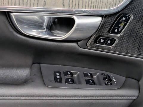 2024 Volvo V90 Cross Country B6 Plus